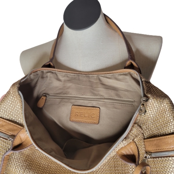 RELIC Straw shoulder bag - Picture 3 of 6